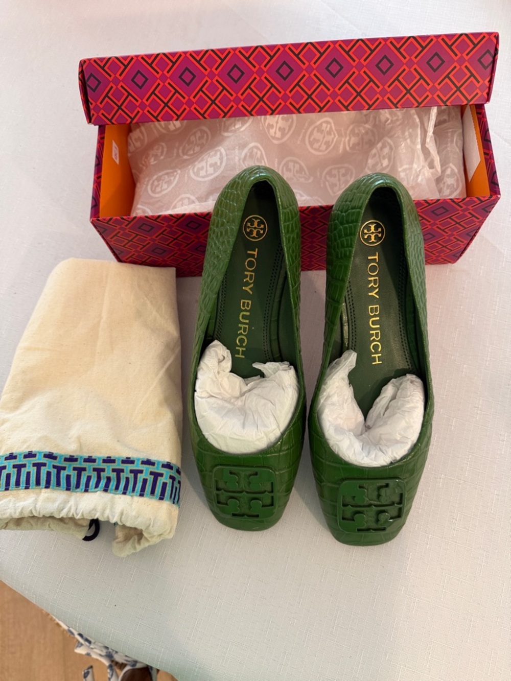 Tory Burch Green Croc-Embossed Logo Ballet Flats